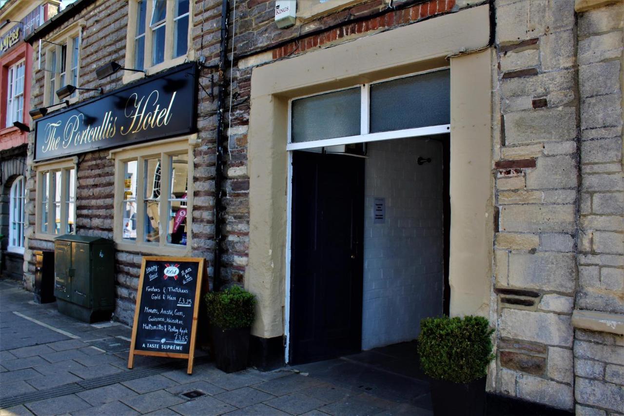 The Portcullis Hotel Chipping Sodbury Exterior photo